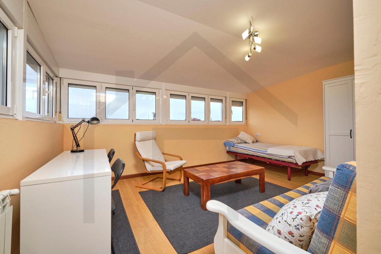 Espectacular Atico A Un Paso Del Centro De Gijon Bed & Breakfast エクステリア 写真