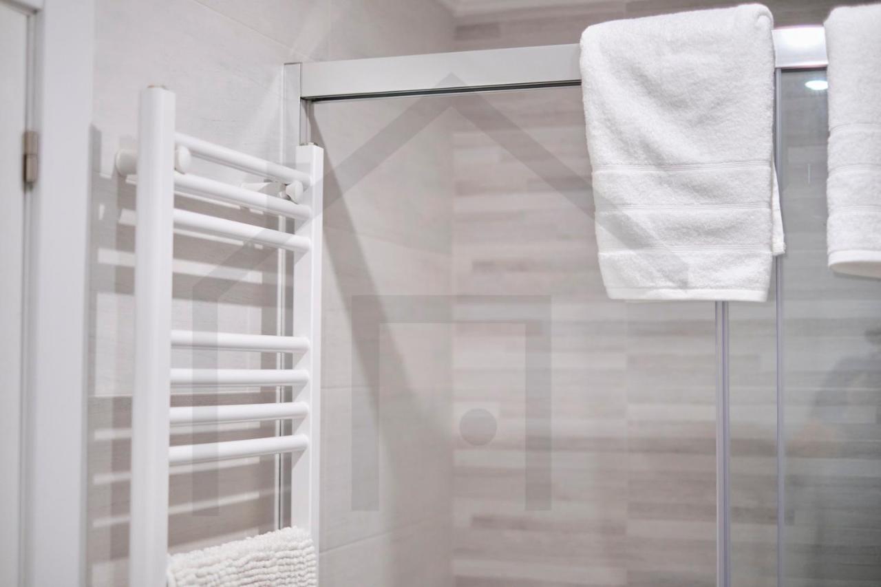 Espectacular Atico A Un Paso Del Centro De Gijon Bed & Breakfast エクステリア 写真