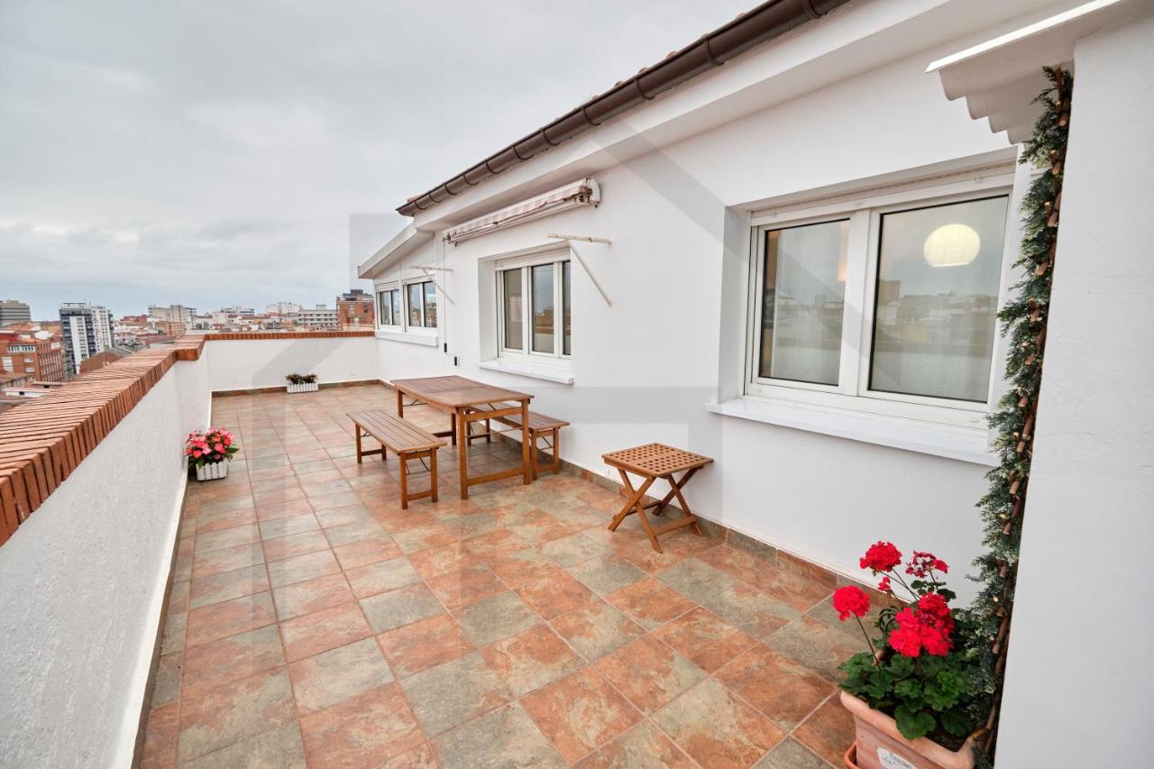 Espectacular Atico A Un Paso Del Centro De Gijon Bed & Breakfast エクステリア 写真